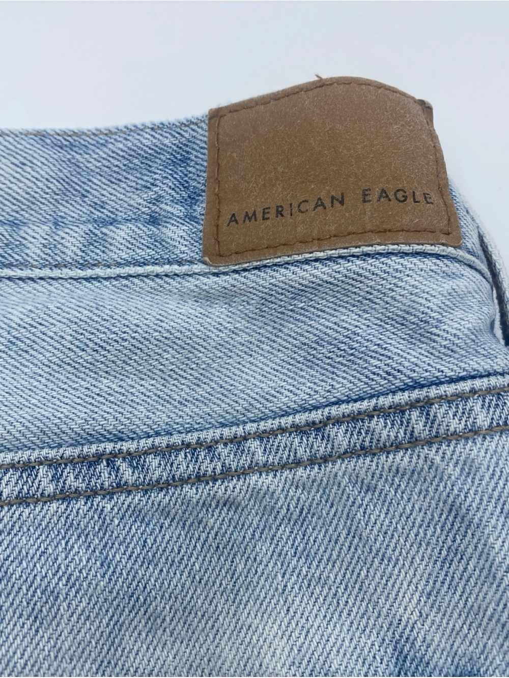 Jorts American Eagle High Rise Mom Jean Short Distressed Denim Frayed Hem Button - Picture 4 of 7